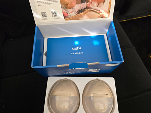 Eufy wearable breast pump - breast, s1